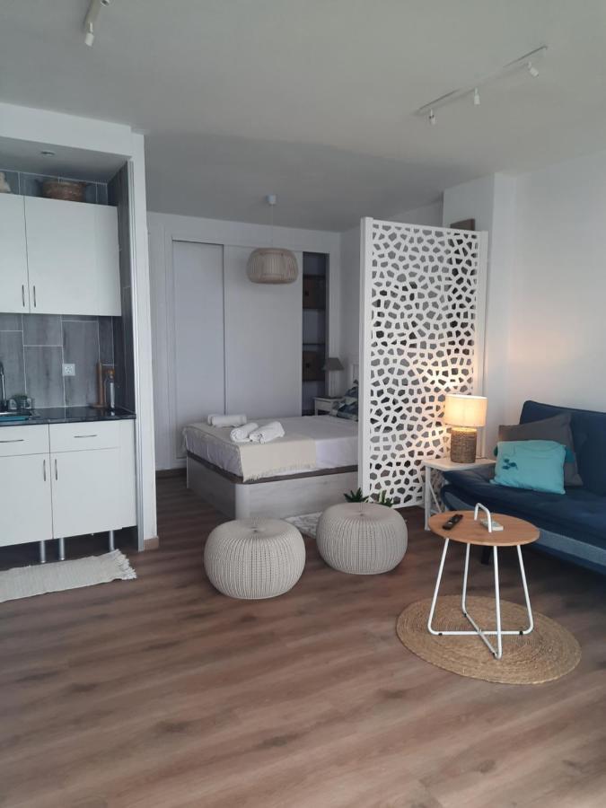 Fuengirola Apartment Carvajal Front Line Primera Linea Exterior photo